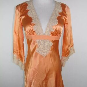 Vintage Bebe 🍊 XS SILK satin asymmetrical top